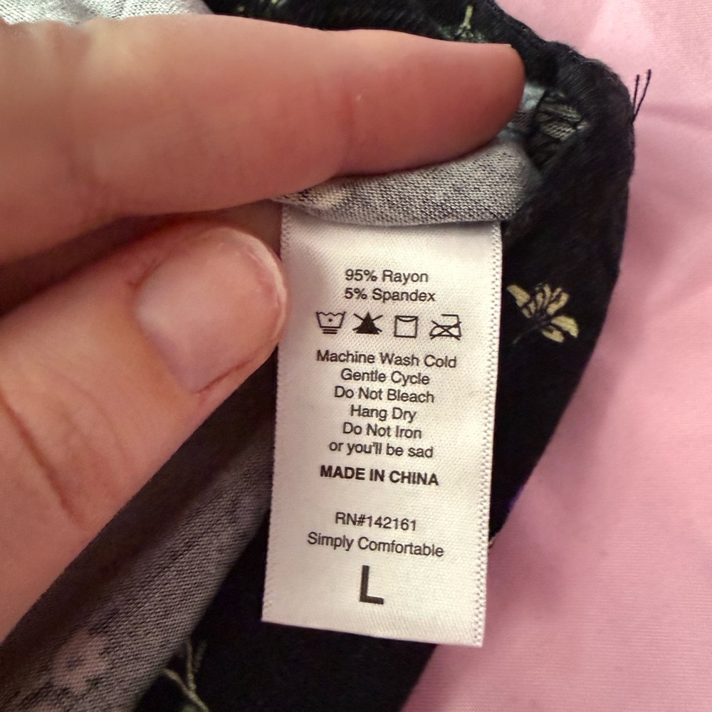 LuLaRoe Debra 3/4 sleeve top - Picture 5 of 5